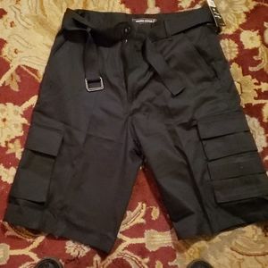 Wicked Stitch Men's Black 7 Pocket Cargo Shorts
